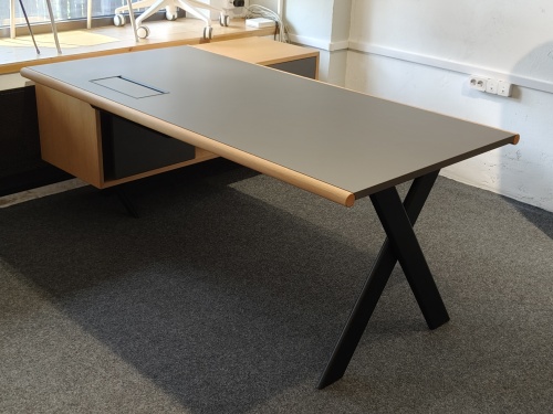 Кабинет руководителя с тумбой Estel Sant’Andrea (Италия)