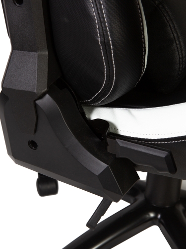 Lotus PRO carbon white